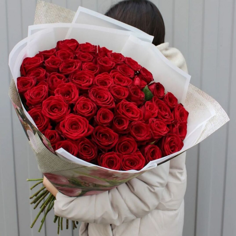 Букет цветов «51 красная роза»