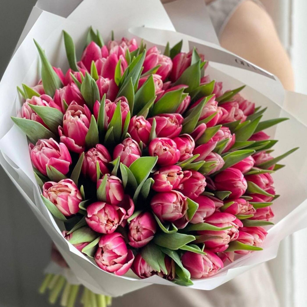 Букет цветов «Букет из красных пионовидных тюльпанов» - фото 2