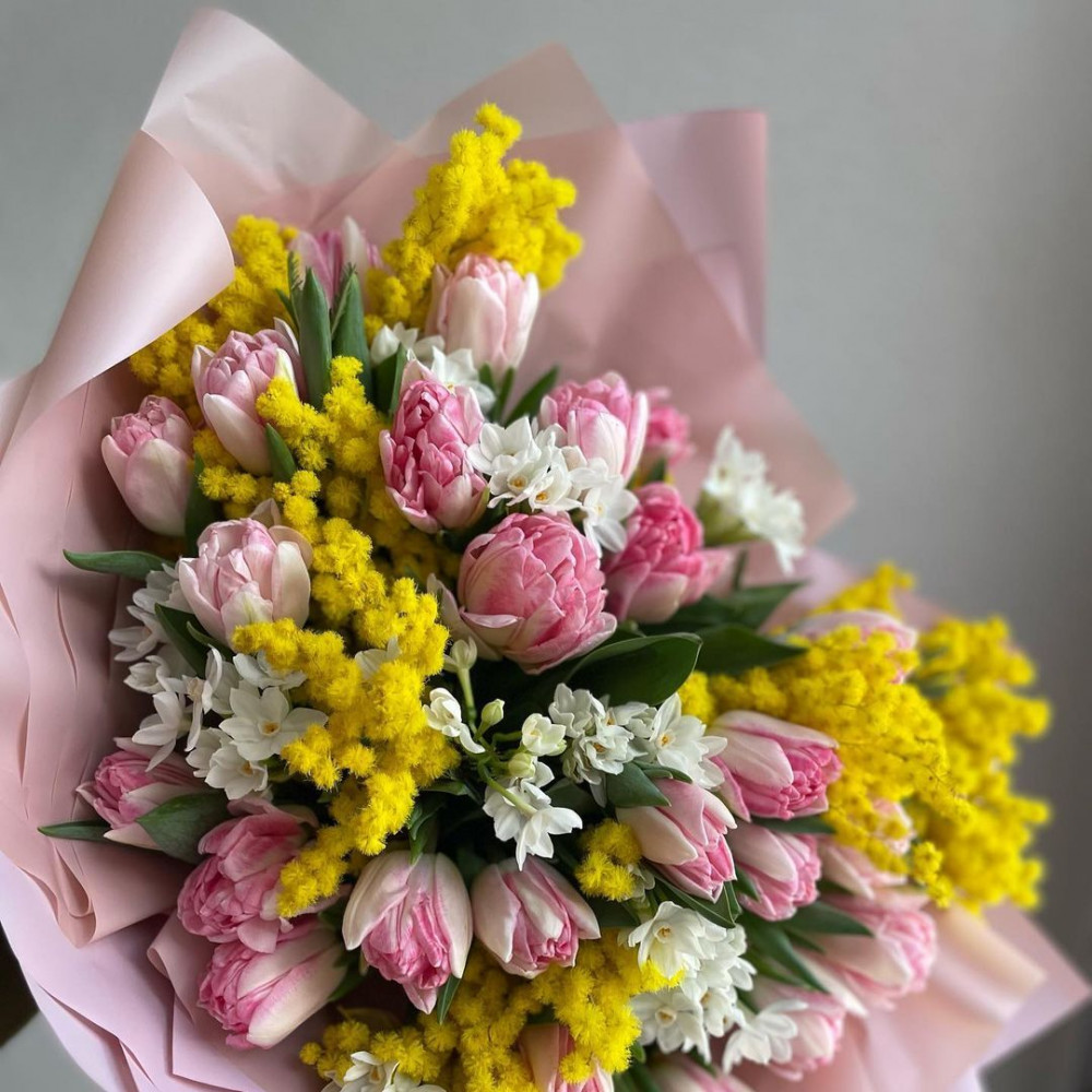 Букет цветов «Букет из тюльпанов и мимозы» - фото 3